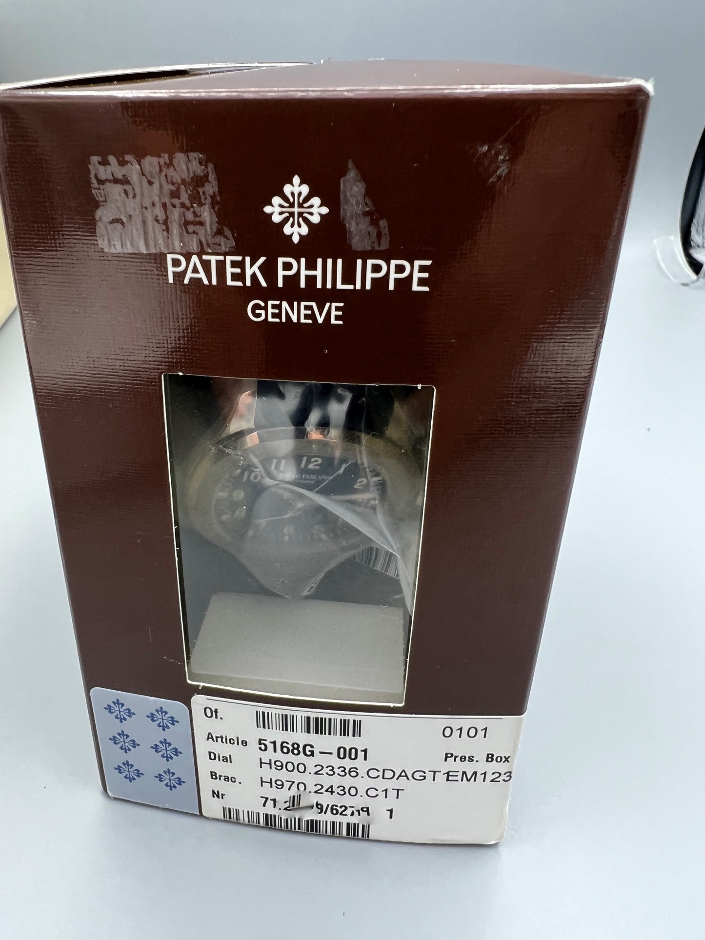 Patek Philippe Ref 5168G, Aquanaut Anniversary Model, Rare Unused full set, papers dated 2018