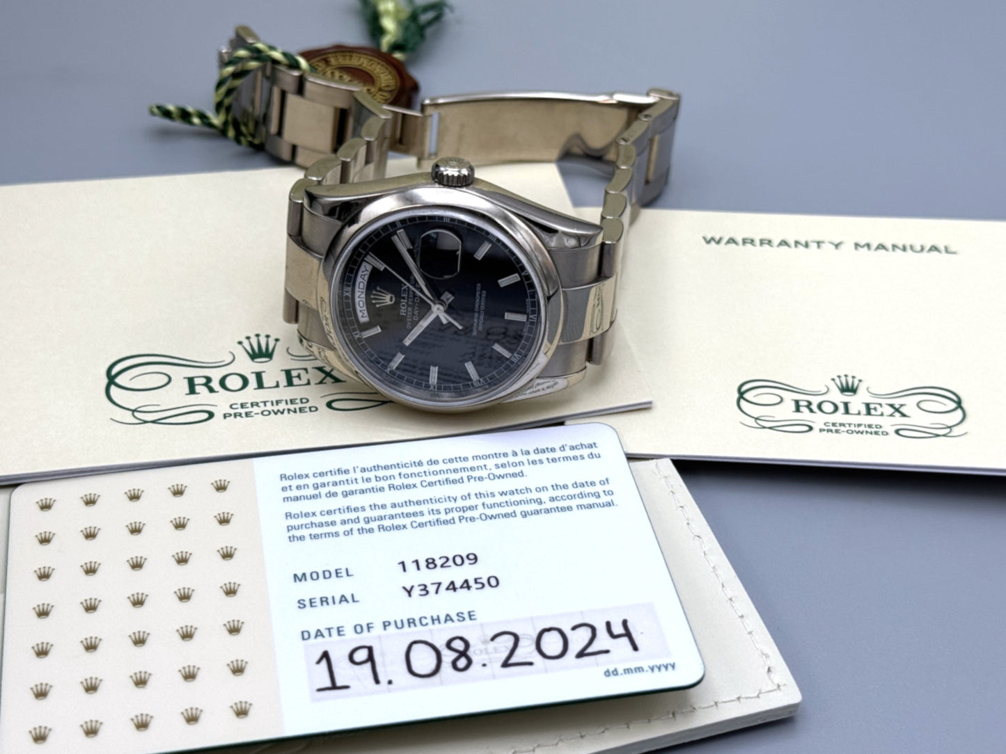 Rolex Day-Date reference 118209 White Gold, Black Dial, 36mm Full Set, Rolex Certified