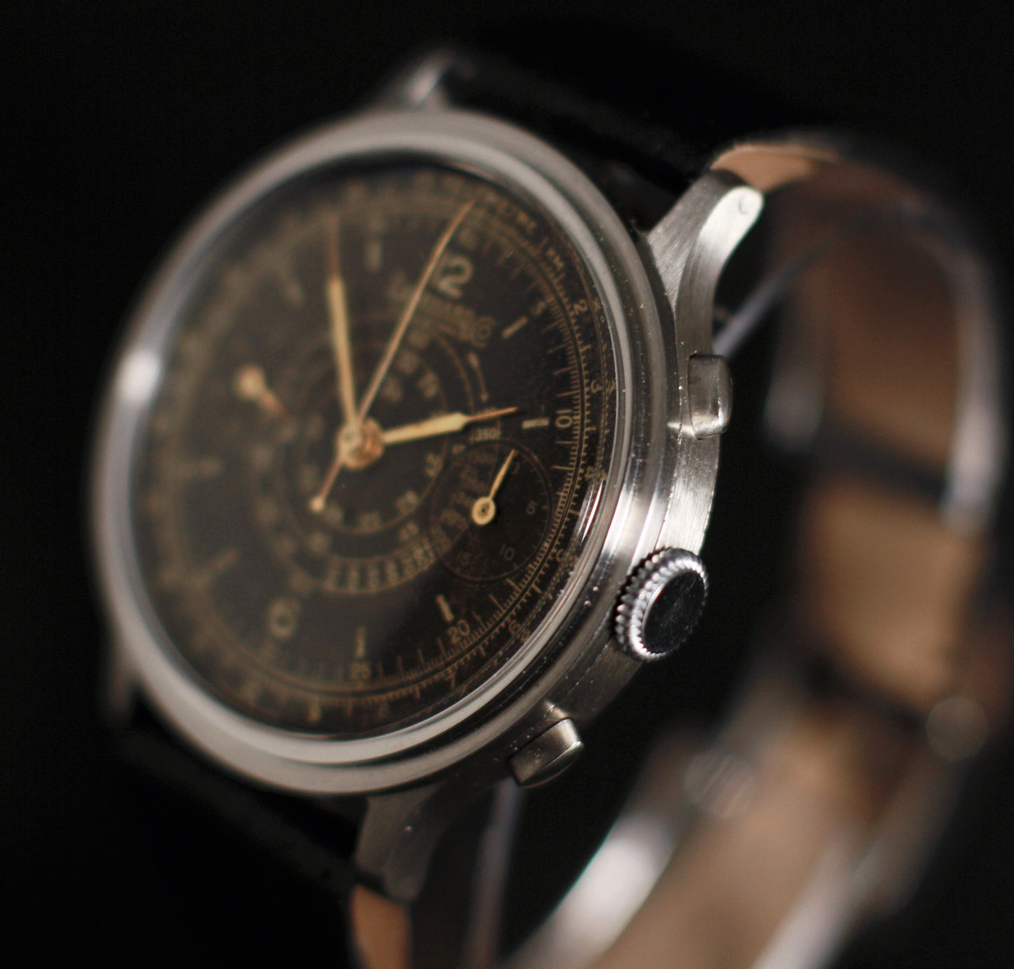 Eberhard Vintage 40mm Step-case Chronograph, Tropical Gilt Dial, circa 1940