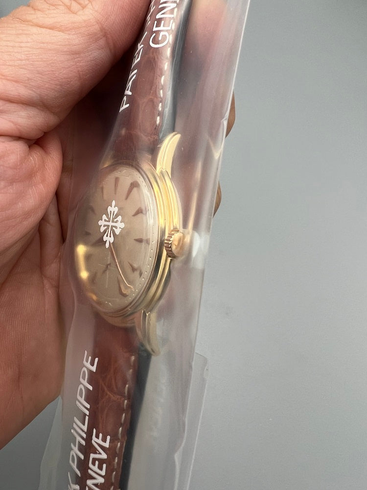 Patek Philippe Ref 2525/1R Rose Gold Mint Fresh from Service 1955