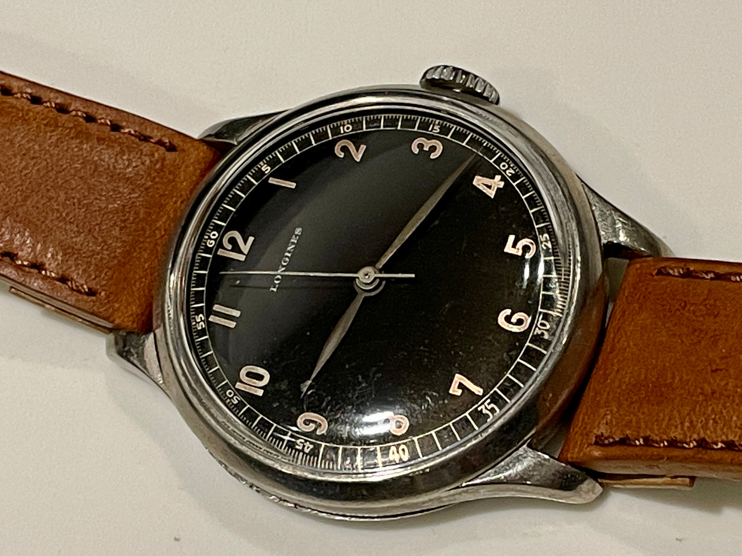 Longines Ref 4528 37.5 mm Gilt Dial 1940