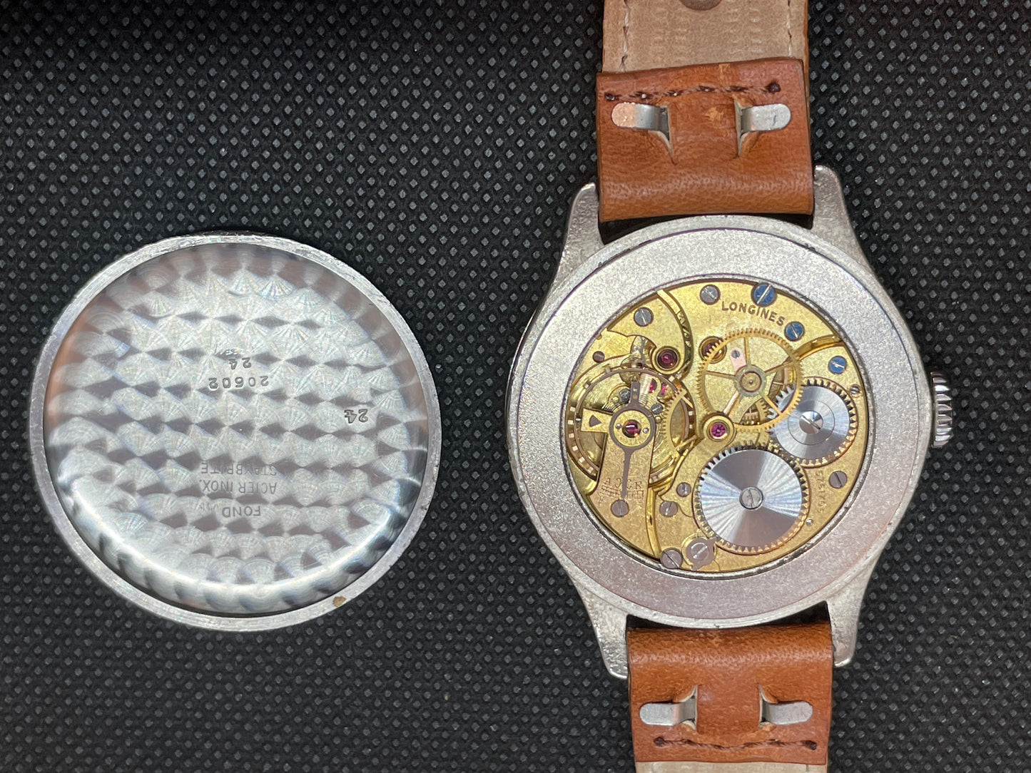 Longines Ref 4528 37.5 mm Gilt Dial 1940