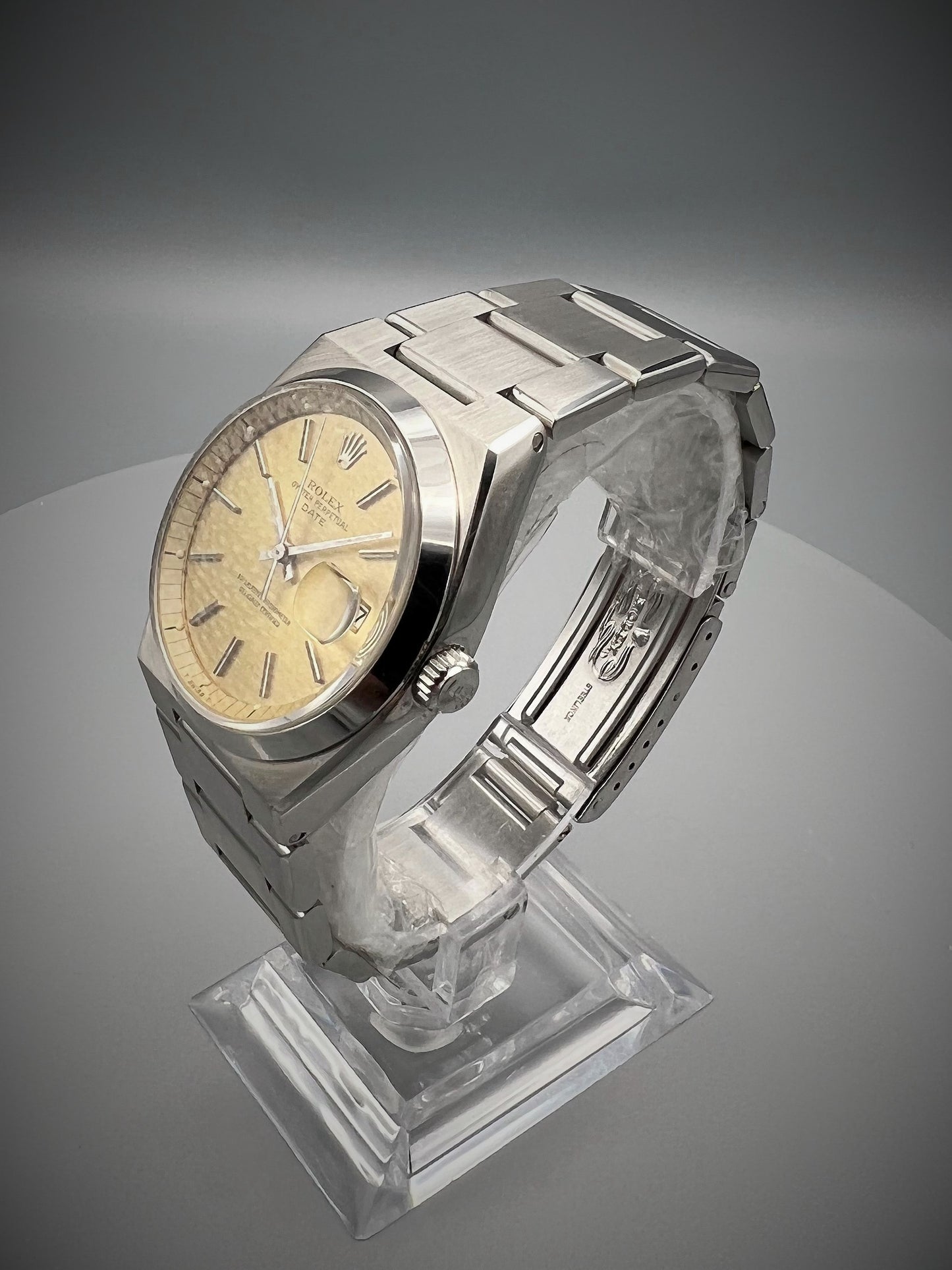 Rolex Oyster Ref 1530 Perpetual Date, all Original,  Museum Quality, circa 1975