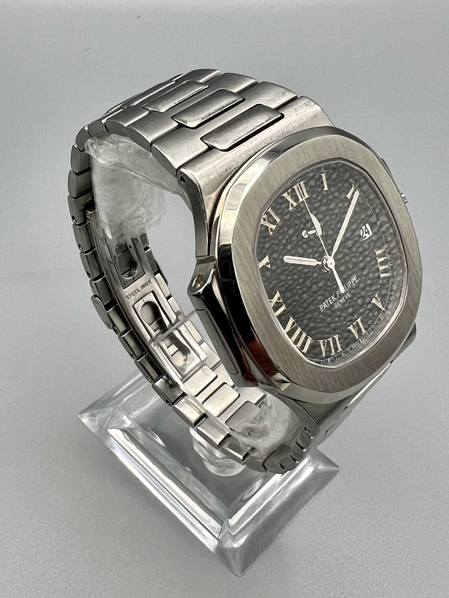 Patek Philippe Ref 3710/1A-001 Nautilus, “The Comet”, Under Service Warranty, Extract from the Archives, Circa 1998