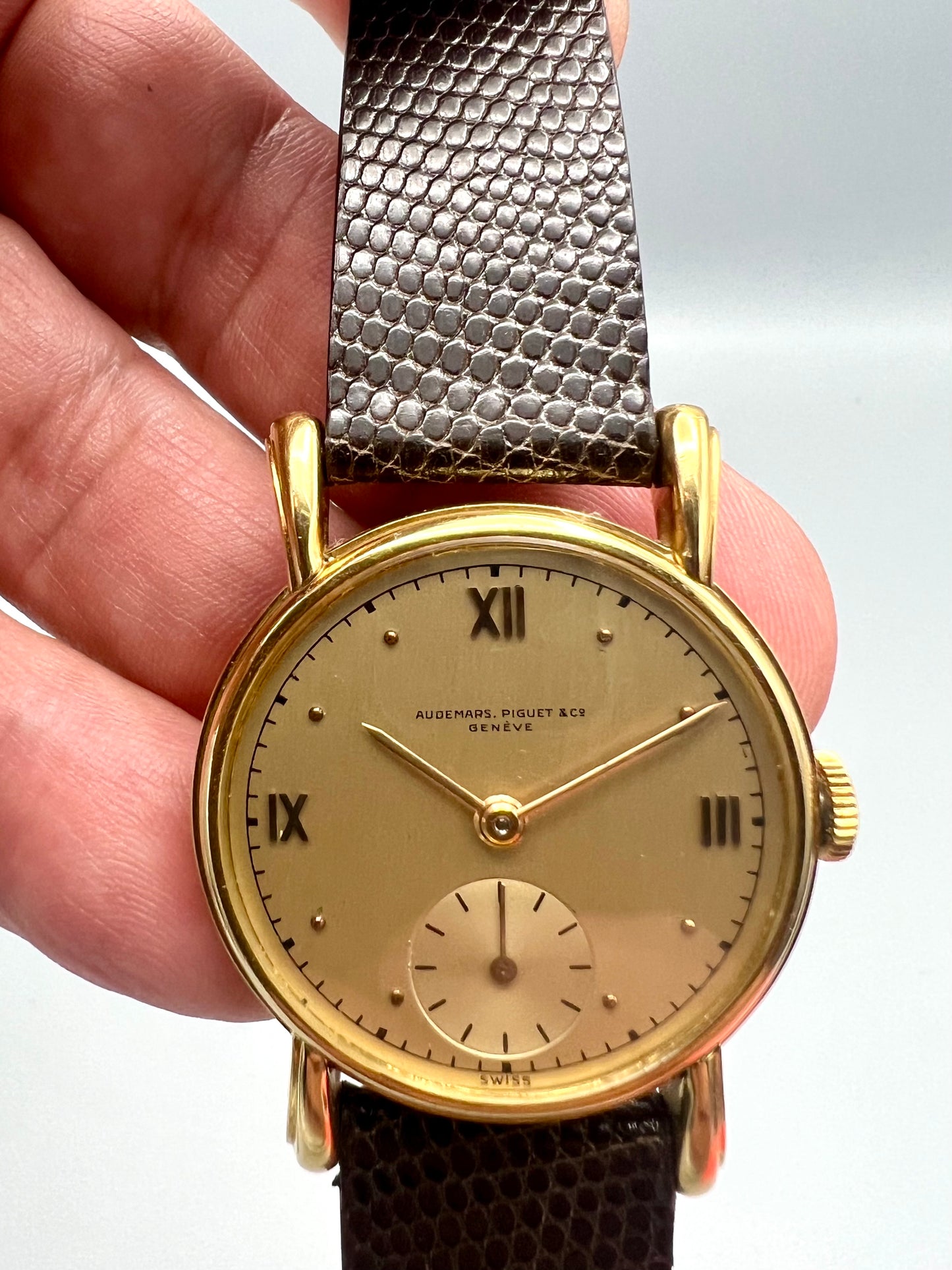 Audemars Piguet Extremely Rare and Very Special Manual Wind Cal. VZSS, Serial Number 51960, Early 1940s