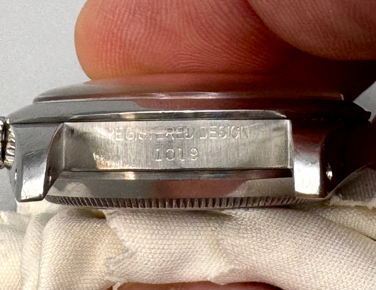 Rolex Milgauss Ref. 1019 Circa 1970 – Original and Exceptionally Well-Preserved