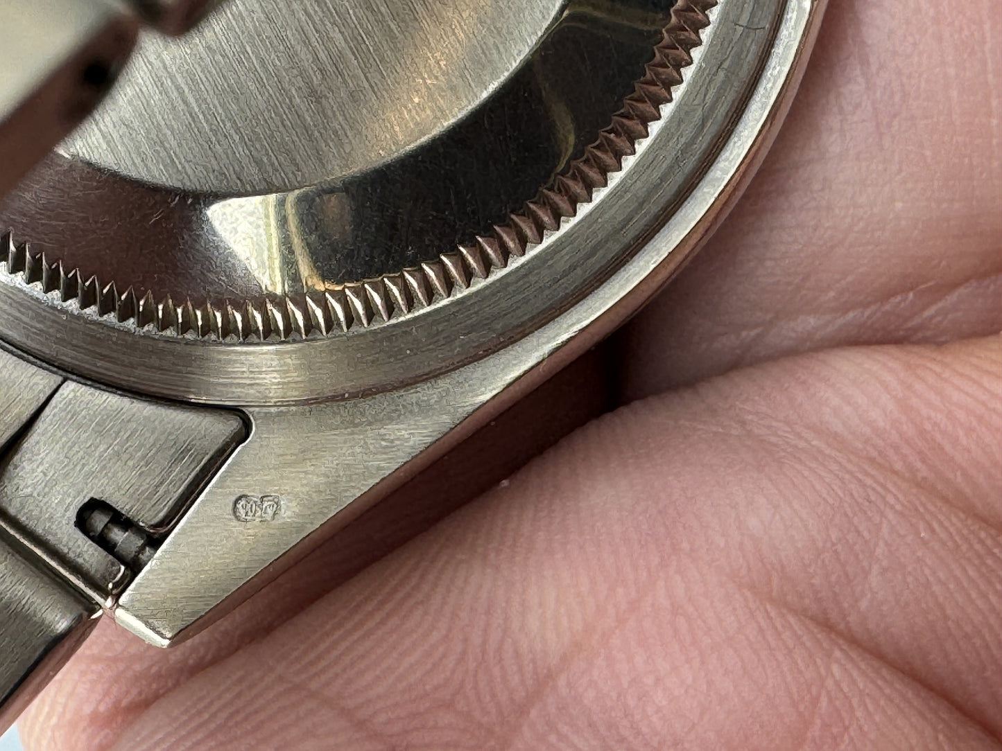 Rolex Day-Date reference 118209 White Gold, Black Dial, 36mm Full Set, Rolex Certified