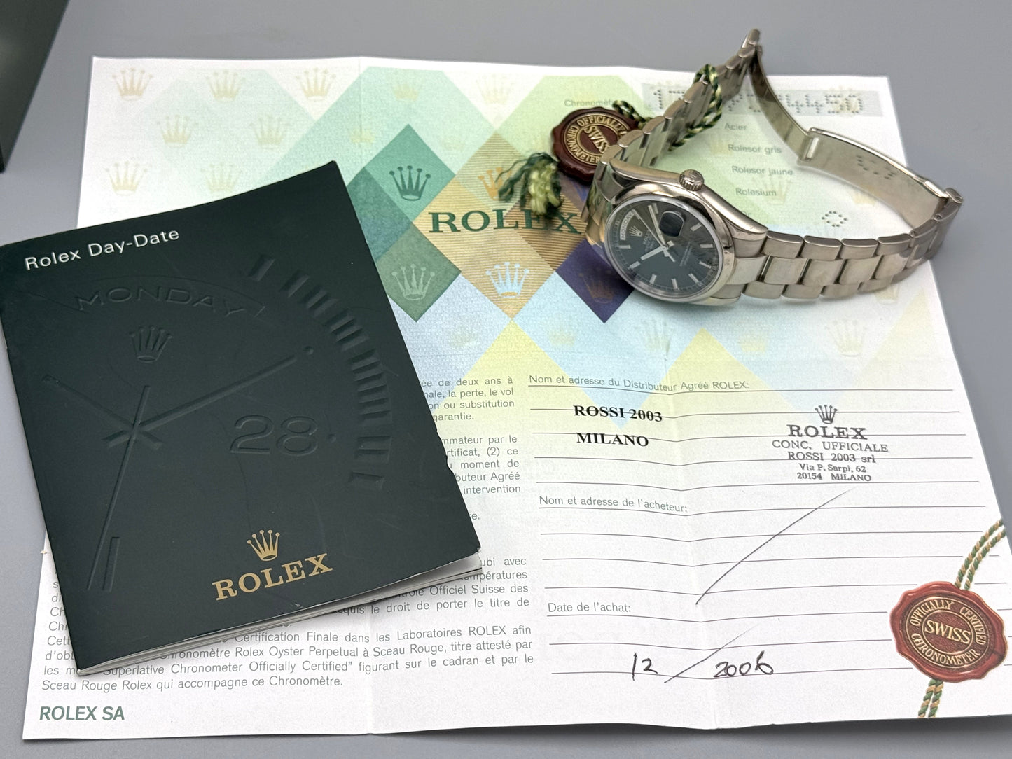 Rolex Day-Date reference 118209 White Gold, Black Dial, 36mm Full Set, Rolex Certified