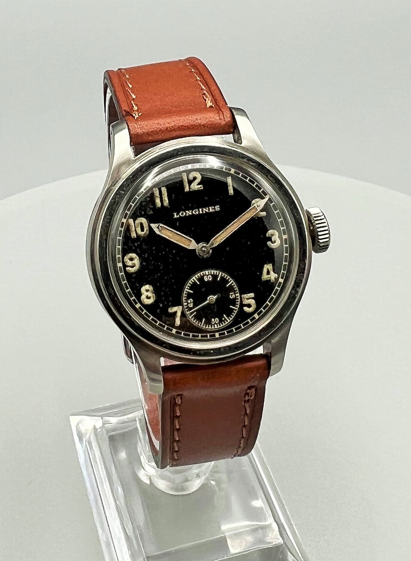 Longines Rare, Cal 12.68z Tre Tacche, Gloss Black Dial, Circa 1940s