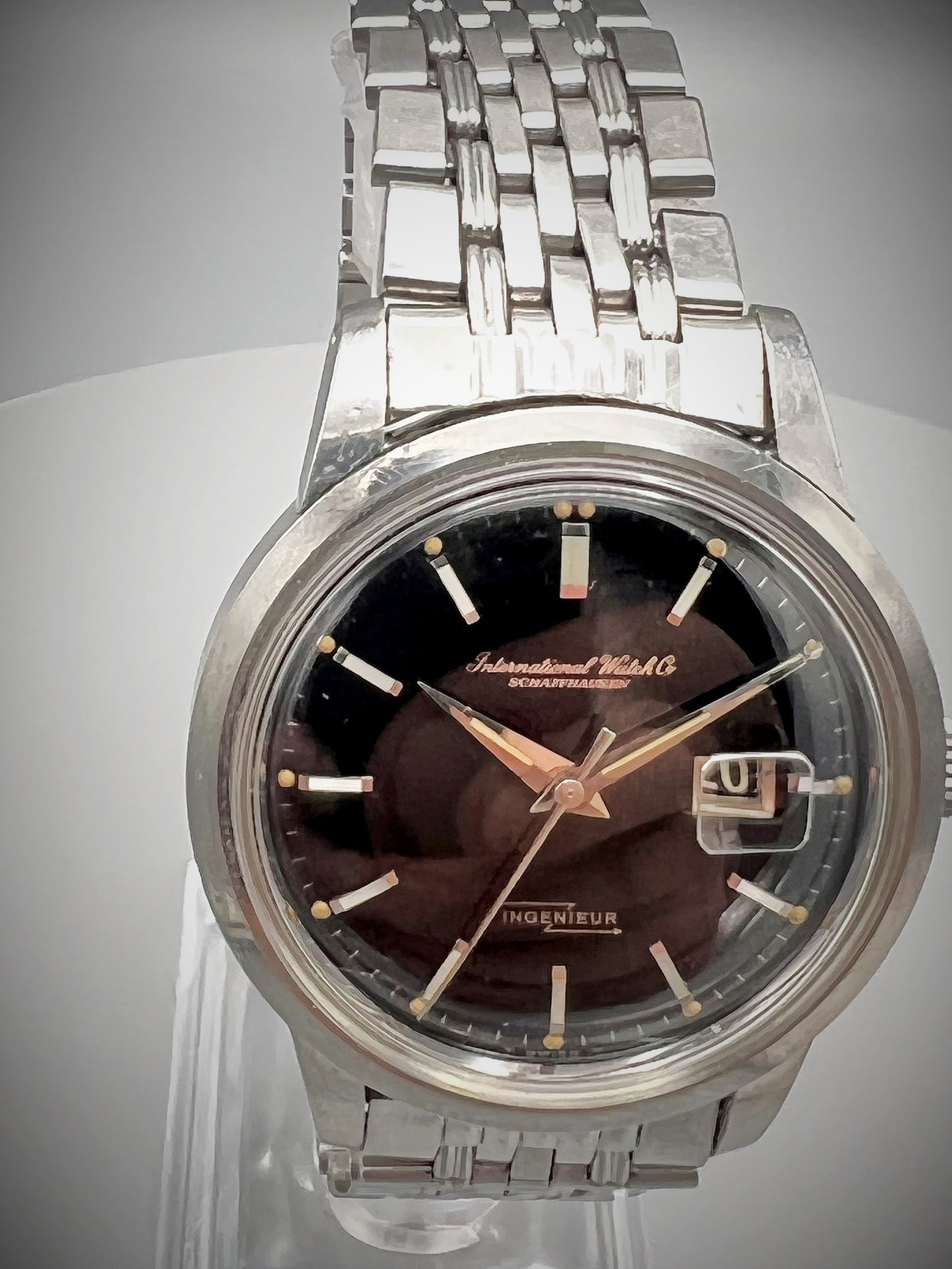 IWC Ingenieur Ref 666, rare stainless steel amagnetic watch with glossy gilt dial, blackout date, 1960