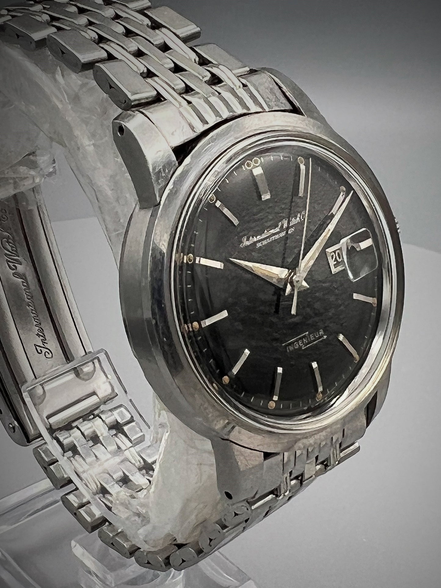 IWC Ingenieur Ref 666, rare stainless steel amagnetic watch with glossy gilt dial, blackout date, 1960