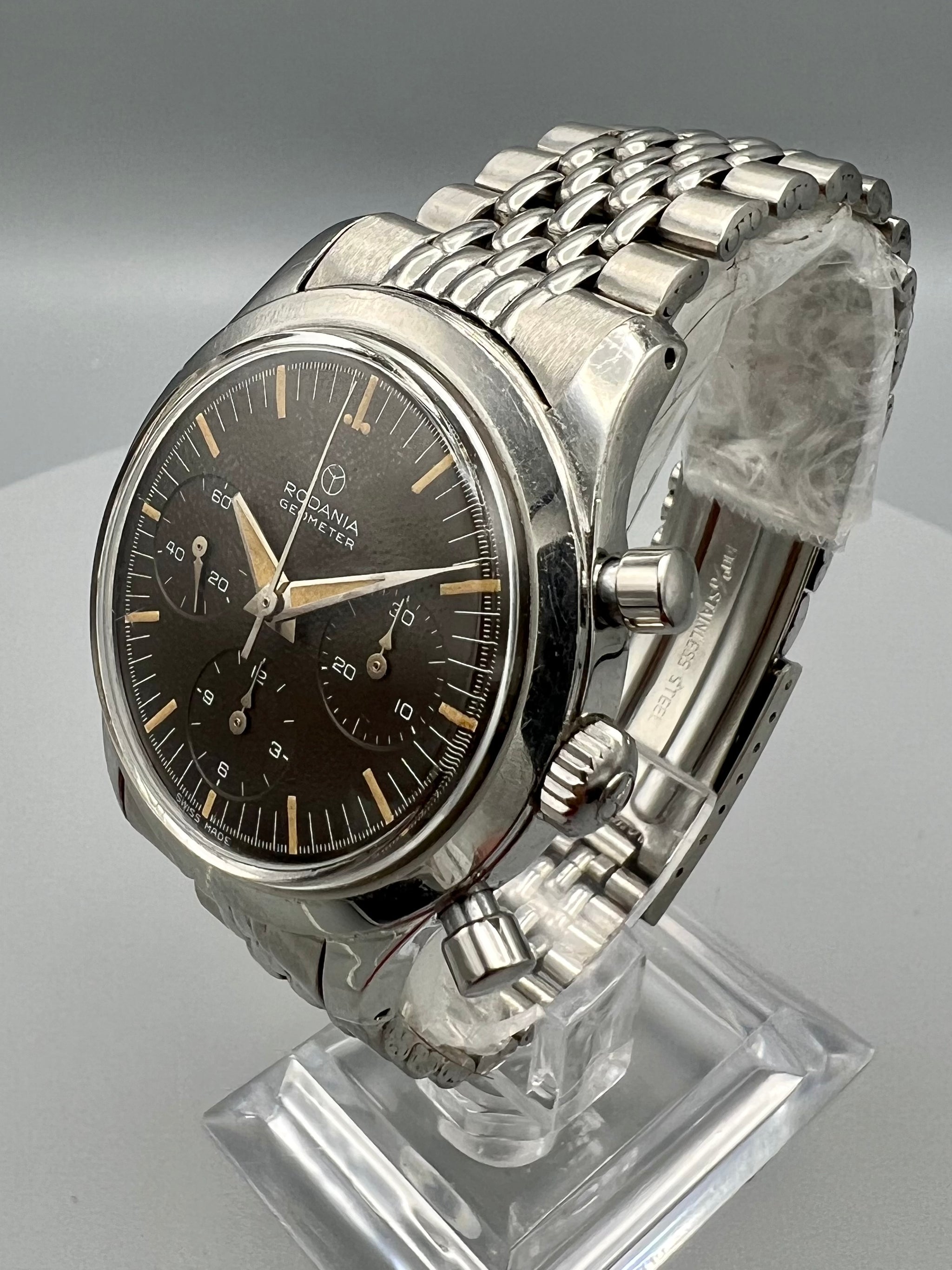 Rodania Geometer, Rare ORIGINAL and Important Chronograph w/ Bracelet ...