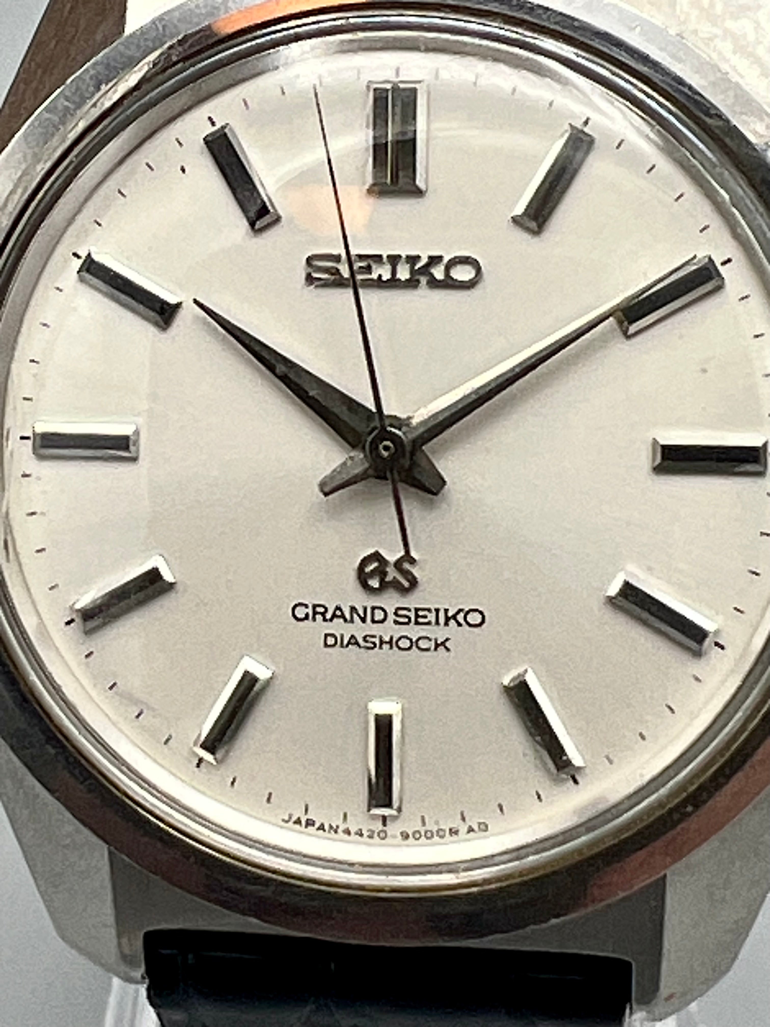 Grand Seiko 44GS 4420-9000 Rare Early Dial December 1966