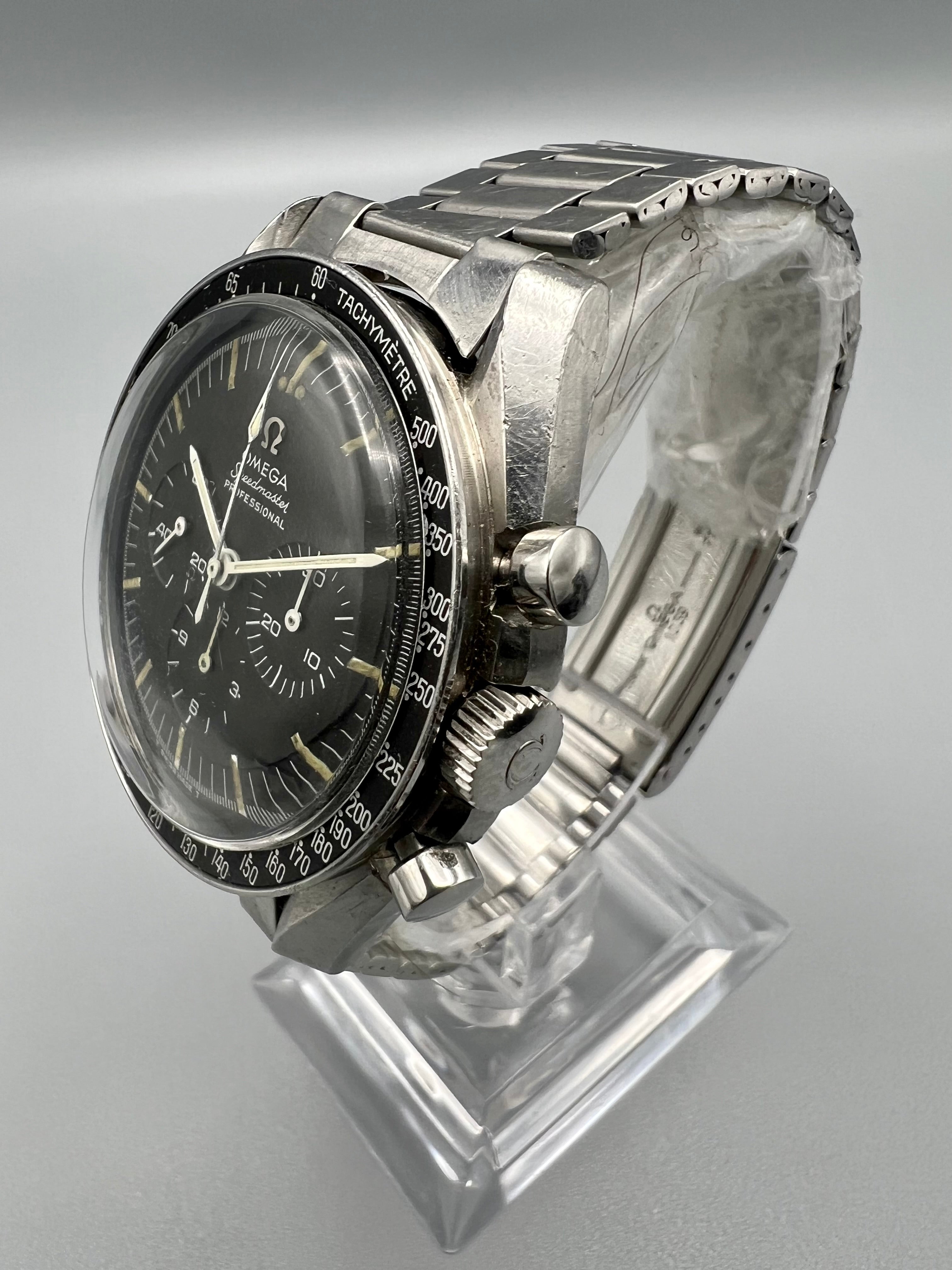 Omega speedmaster professional 105.012 hotsell